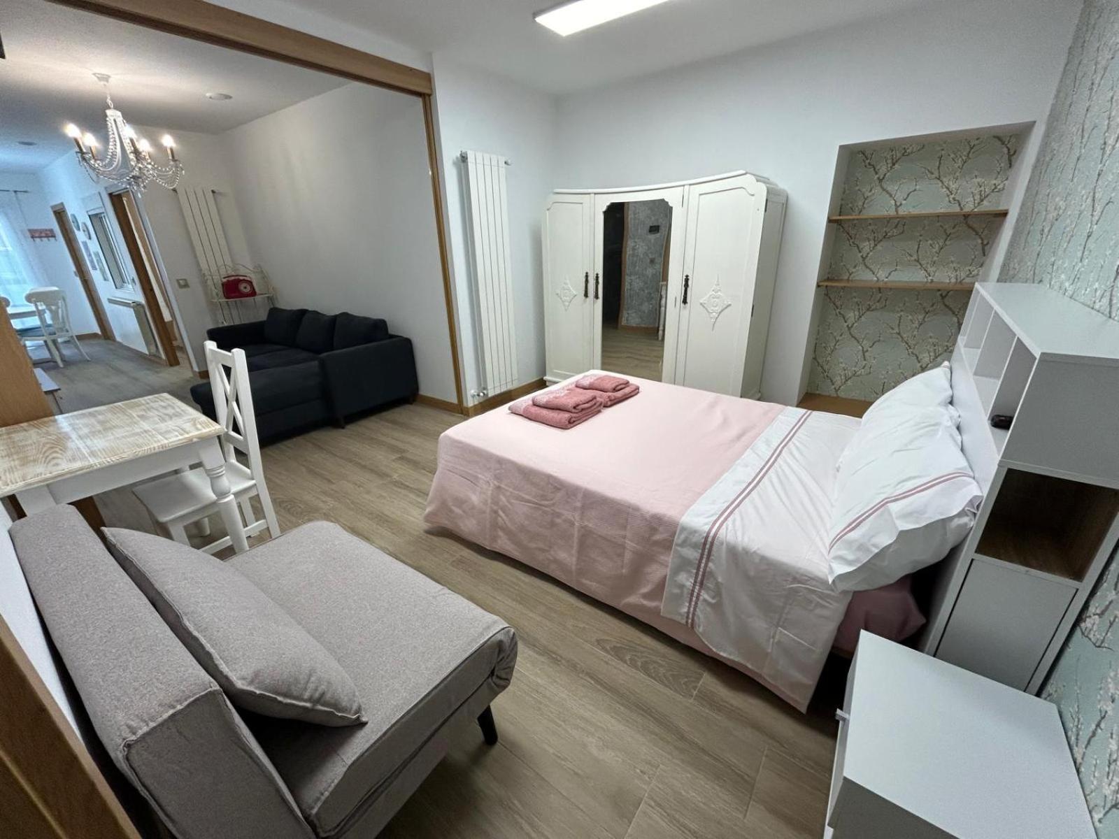 Apartamentos Torres Del Milladoiro Amés Eksteriør bilde